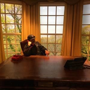 Meet your Posher, Derek